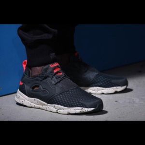 Reebok ‘Dark Sage’